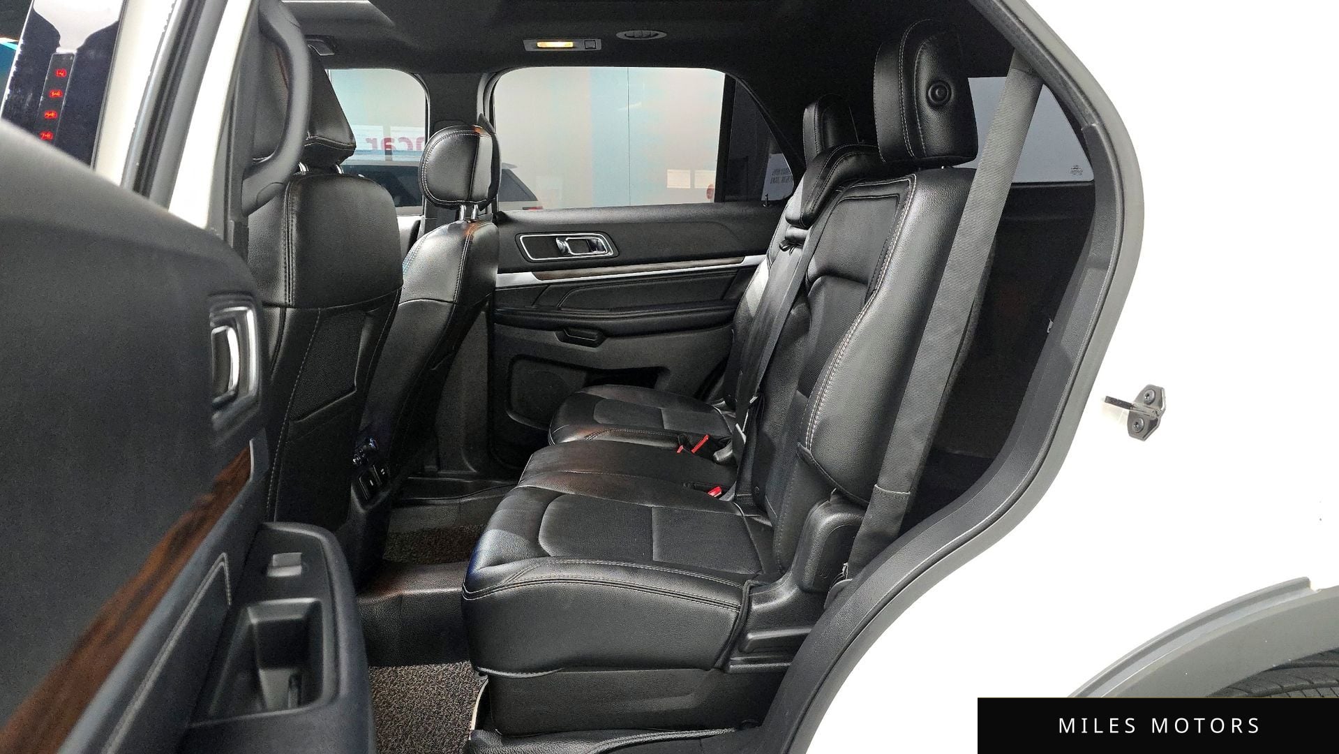 Ford Explorer 2016 — миниатюра 12