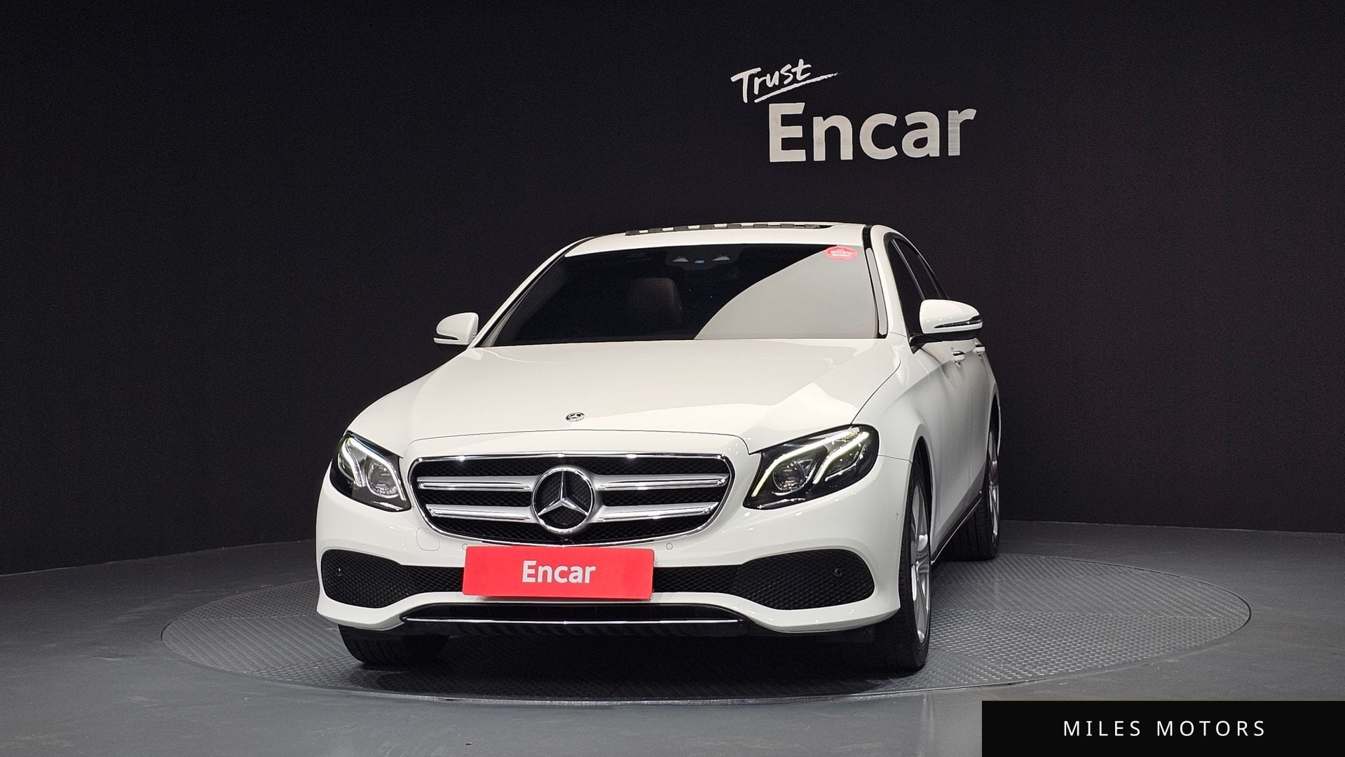 Mercedes-Benz E-Class W213 2017 — миниатюра 3