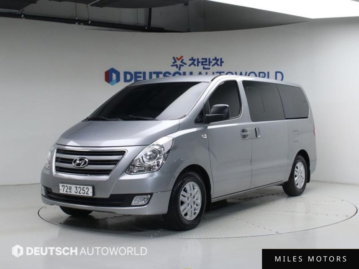 Hyundai Starex 2017 — миниатюра 2