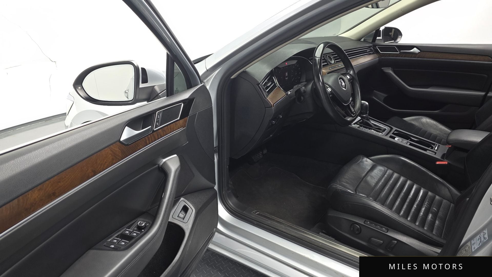 Volkswagen Passat 2018 — миниатюра 10