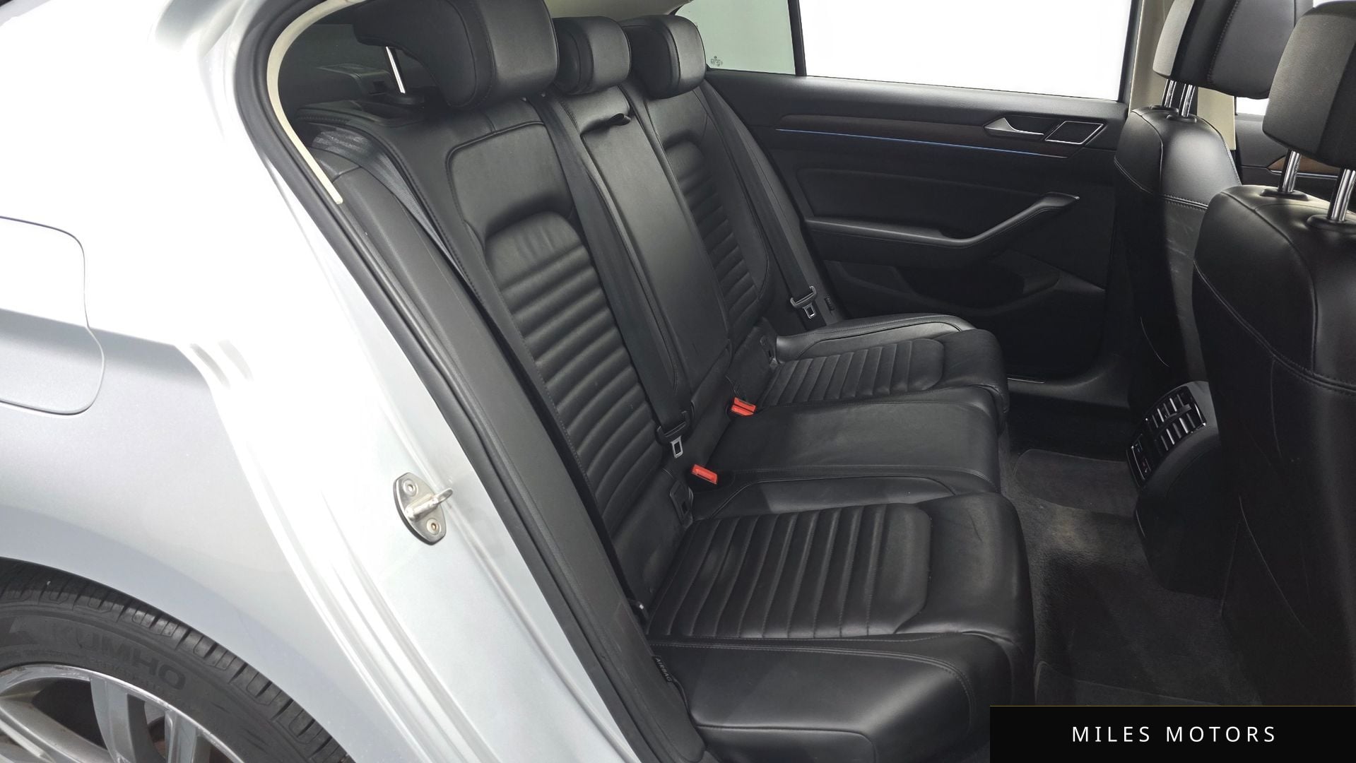 Volkswagen Passat 2018 — миниатюра 11