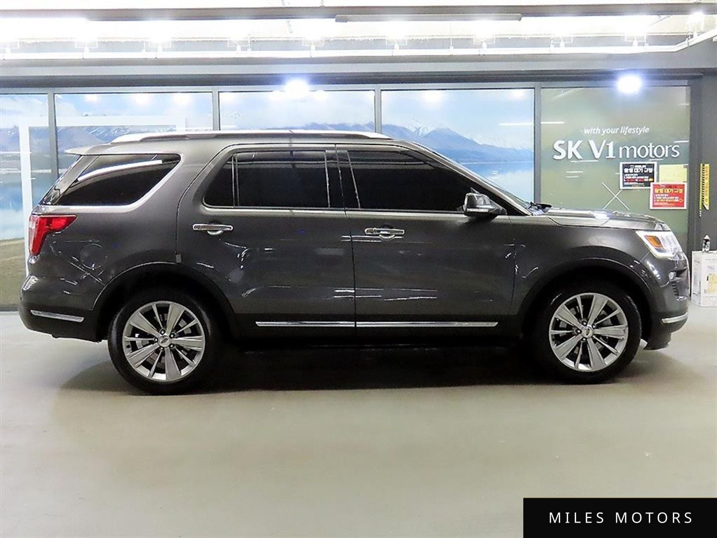 Ford Explorer 2018 — миниатюра 3