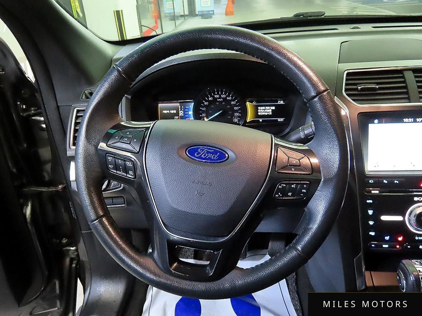 Ford Explorer 2018 — миниатюра 8