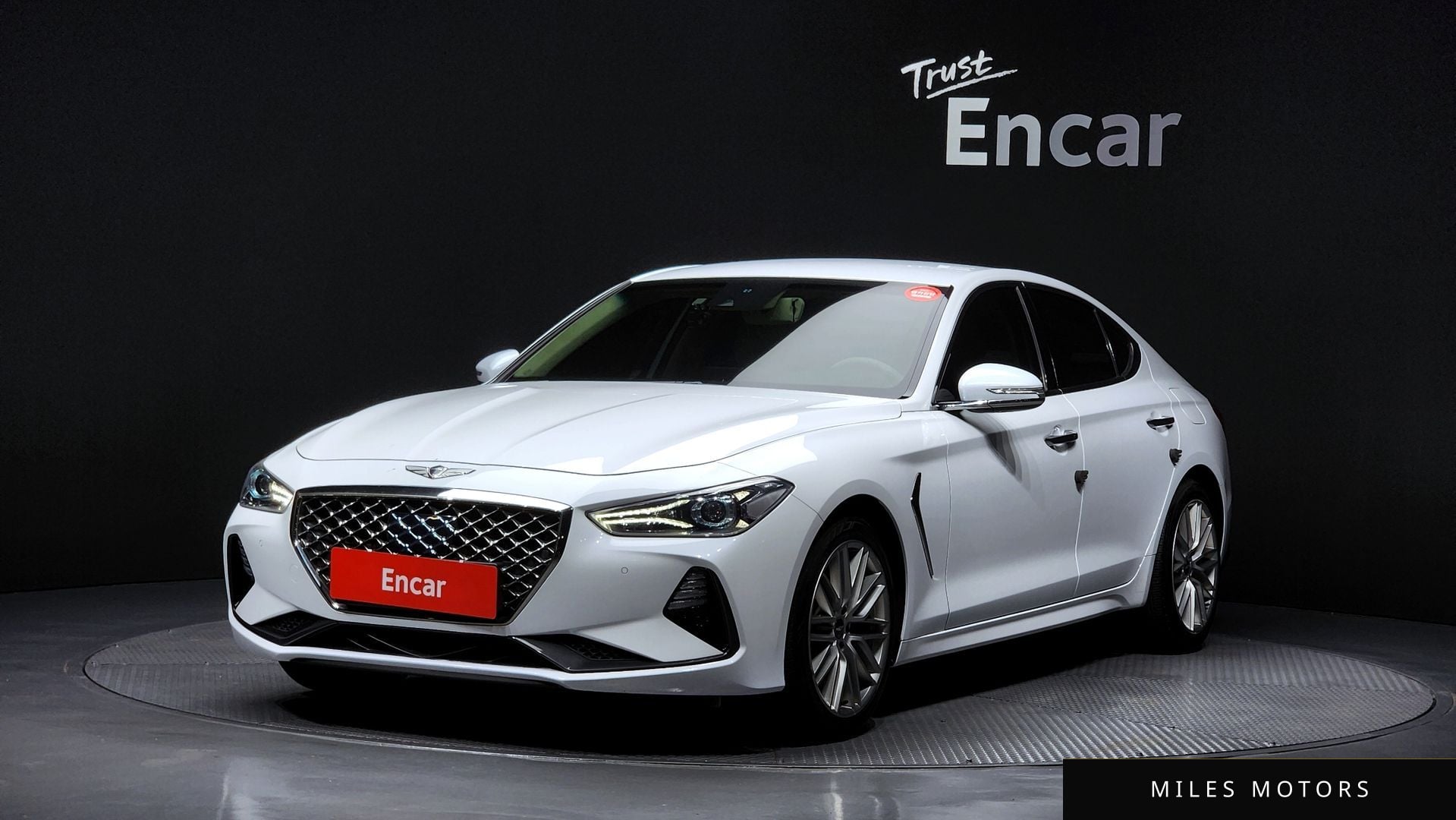Genesis G70 2019 — фото 1 из 12