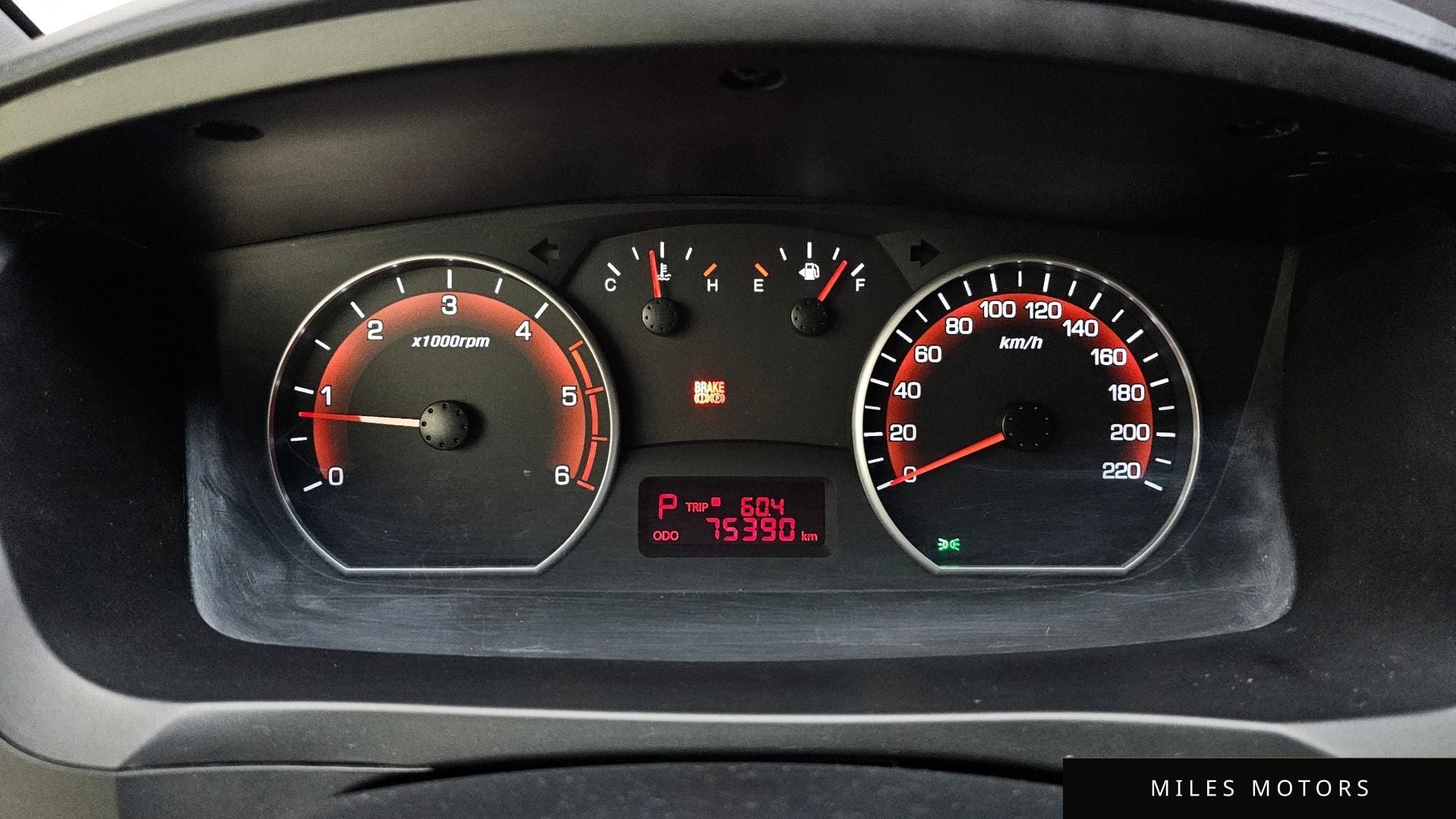 KG Mobility KORANDO 2015 — миниатюра 11