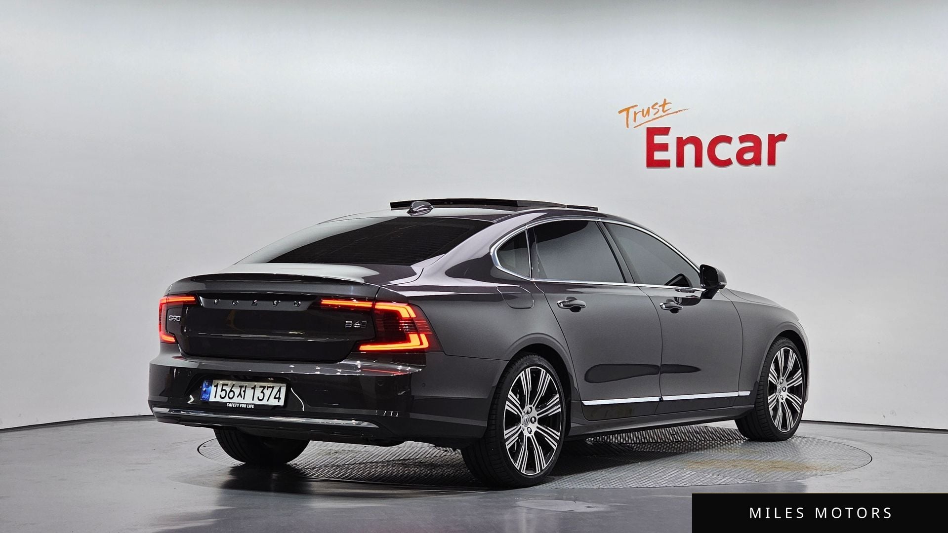 Volvo S90 2022 — миниатюра 2