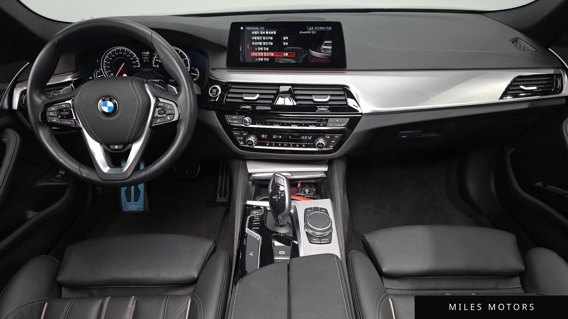 BMW 5 Series (G30) 2018 — миниатюра 9