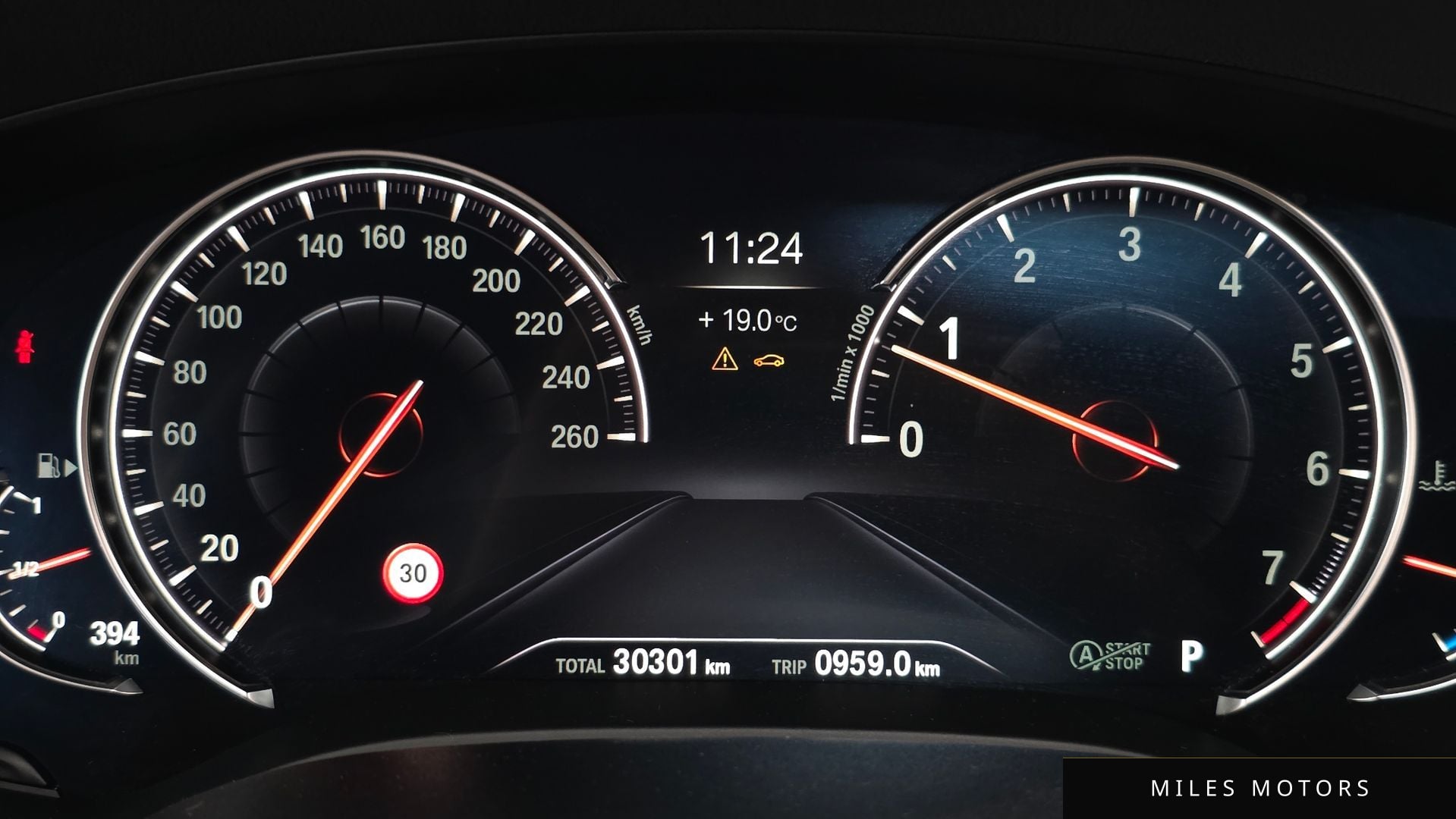 BMW 5 Series (G30) 2018 — миниатюра 10