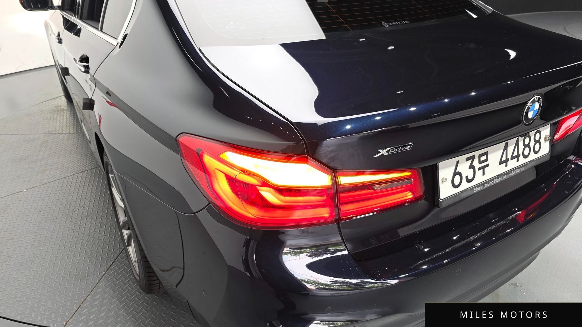 BMW 5 Series (G30) 2018 — миниатюра 8