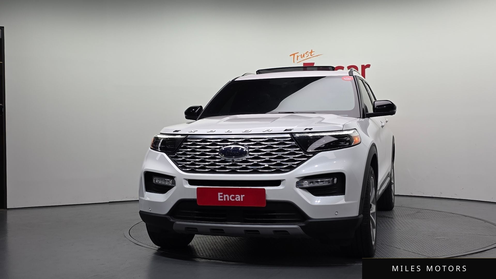 Ford Explorer 2021 — миниатюра 3