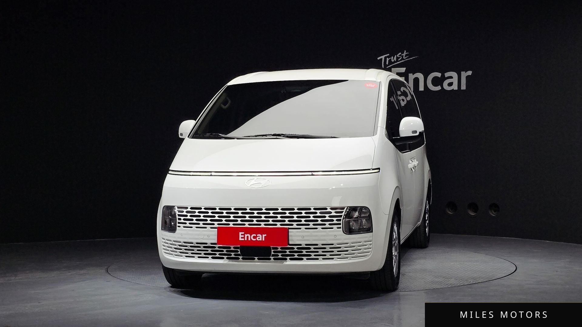 Hyundai Staria 2025 — миниатюра 3