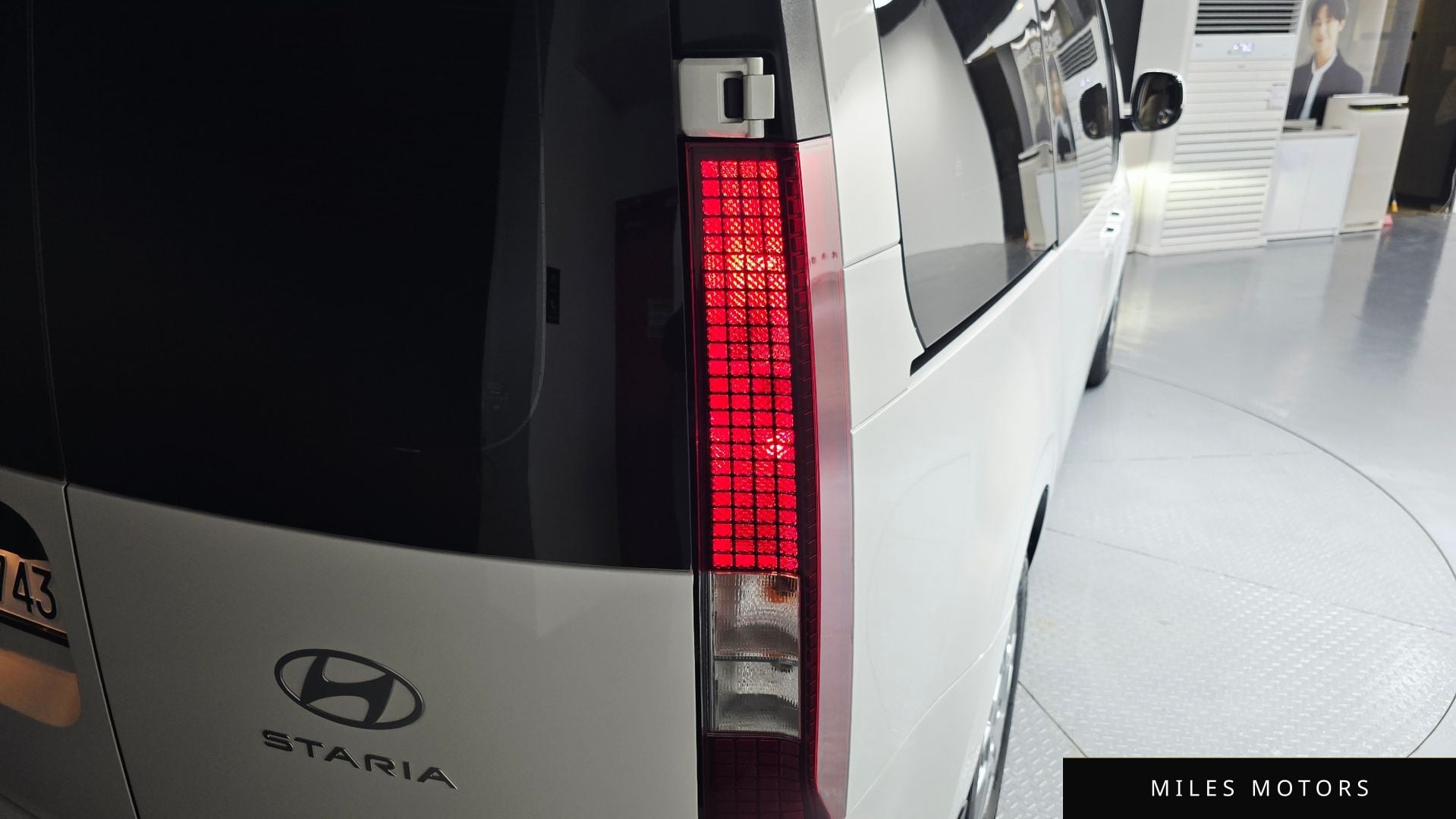 Hyundai Staria 2025 — миниатюра 9