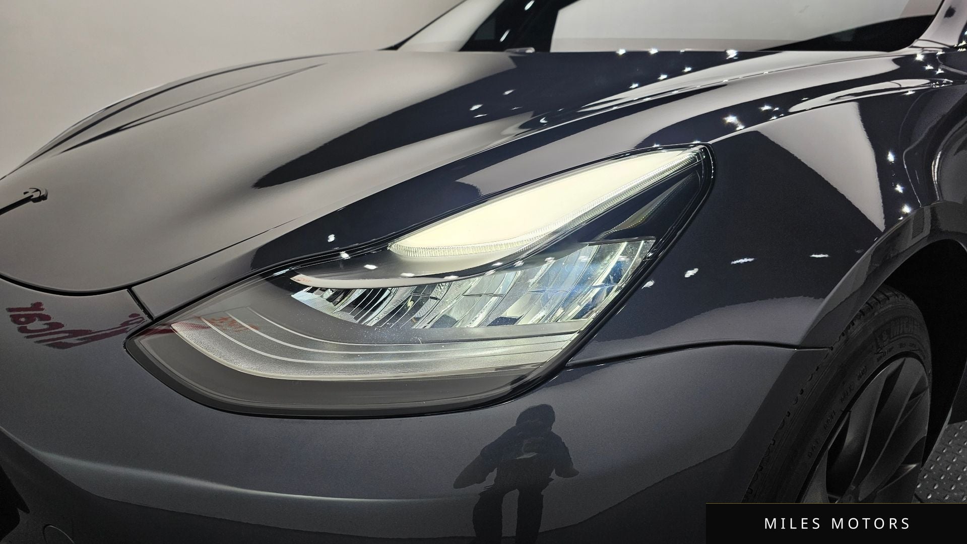 Tesla Model 3 2020 — миниатюра 8