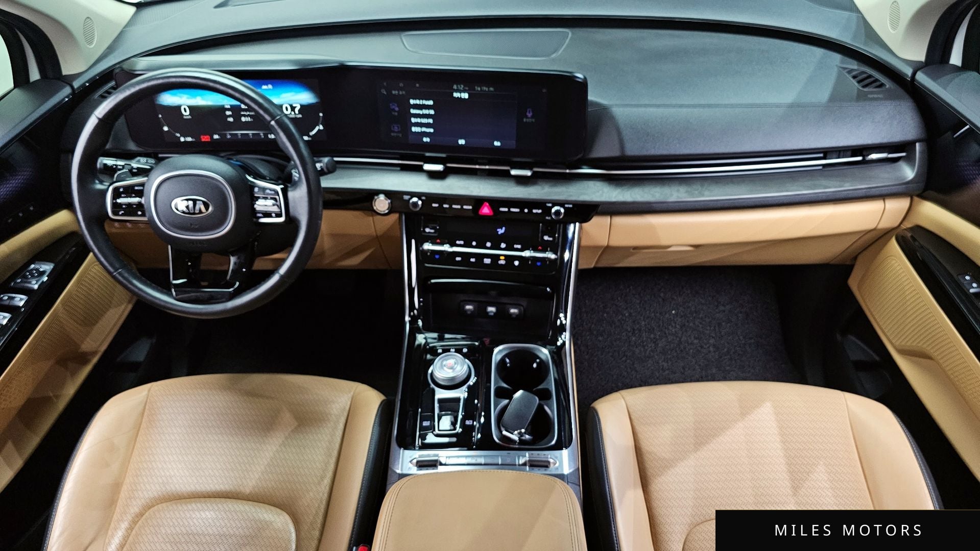 Kia Carnival 2021 — миниатюра 10