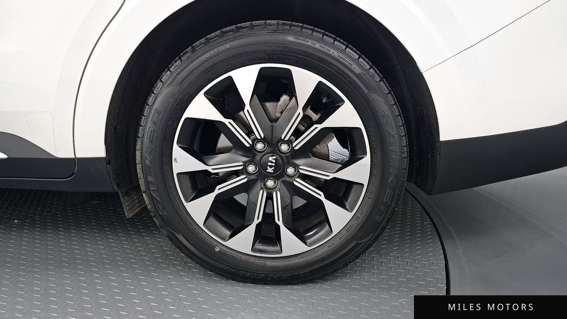 Kia Carnival 2021 — миниатюра 7