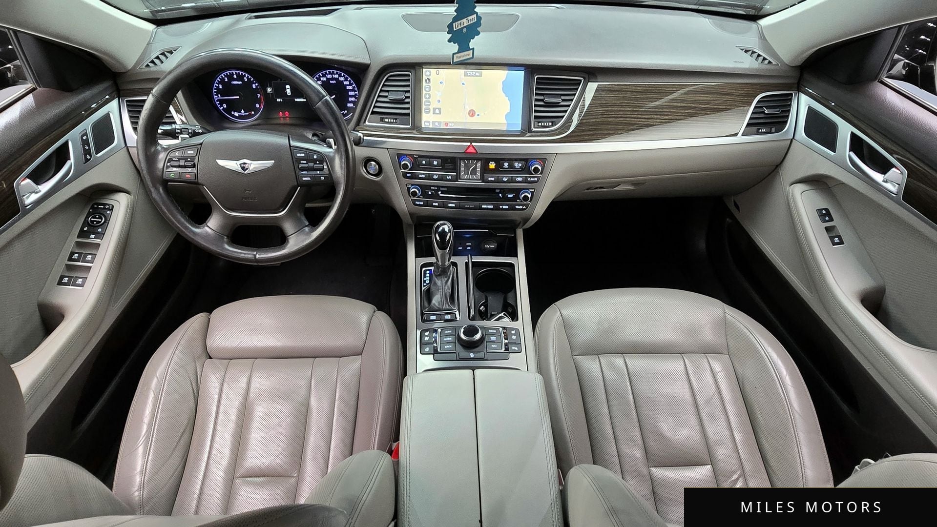Hyundai Genesis 2016 — миниатюра 10