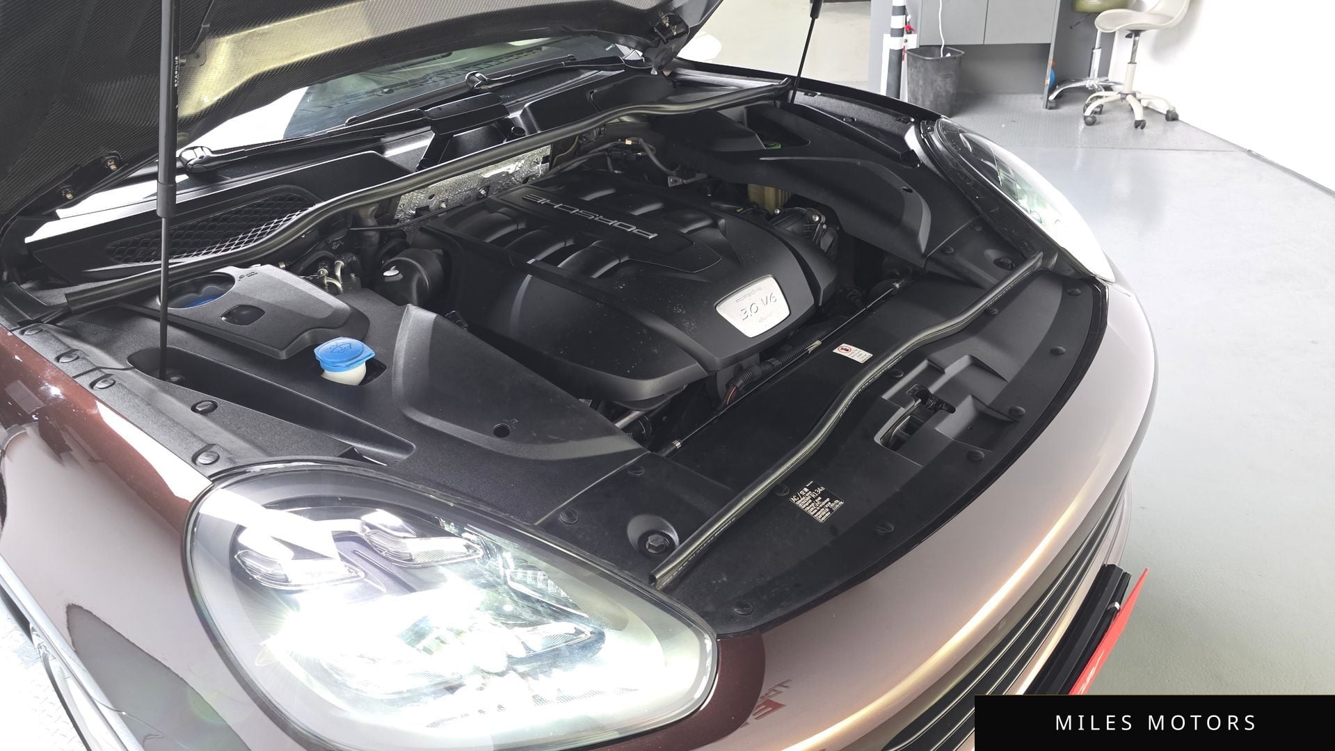 Porsche Cayenne 2016 — миниатюра 5