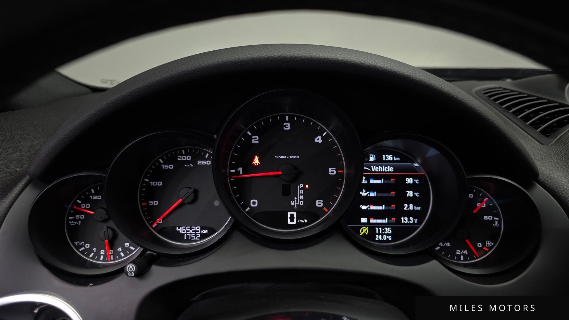 Porsche Cayenne 2016 — миниатюра 10