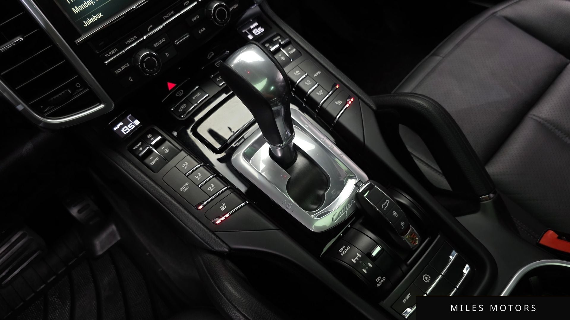 Porsche Cayenne 2016 — миниатюра 11