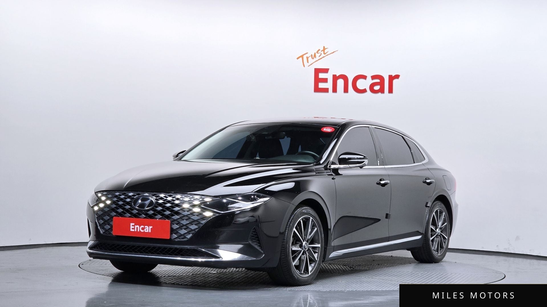 Hyundai Grandeur 2021 — фото 1 из 12