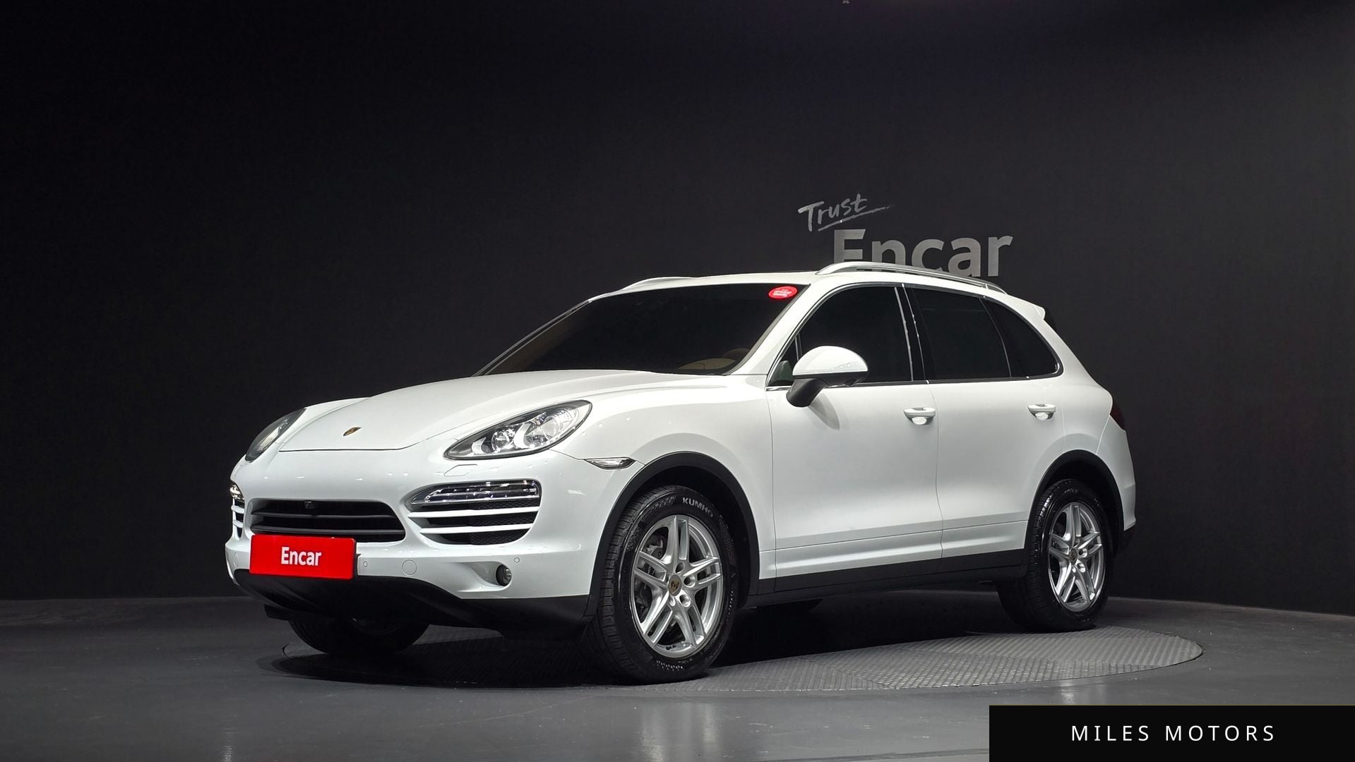 Porsche Cayenne 2013 — фото 1 из 12