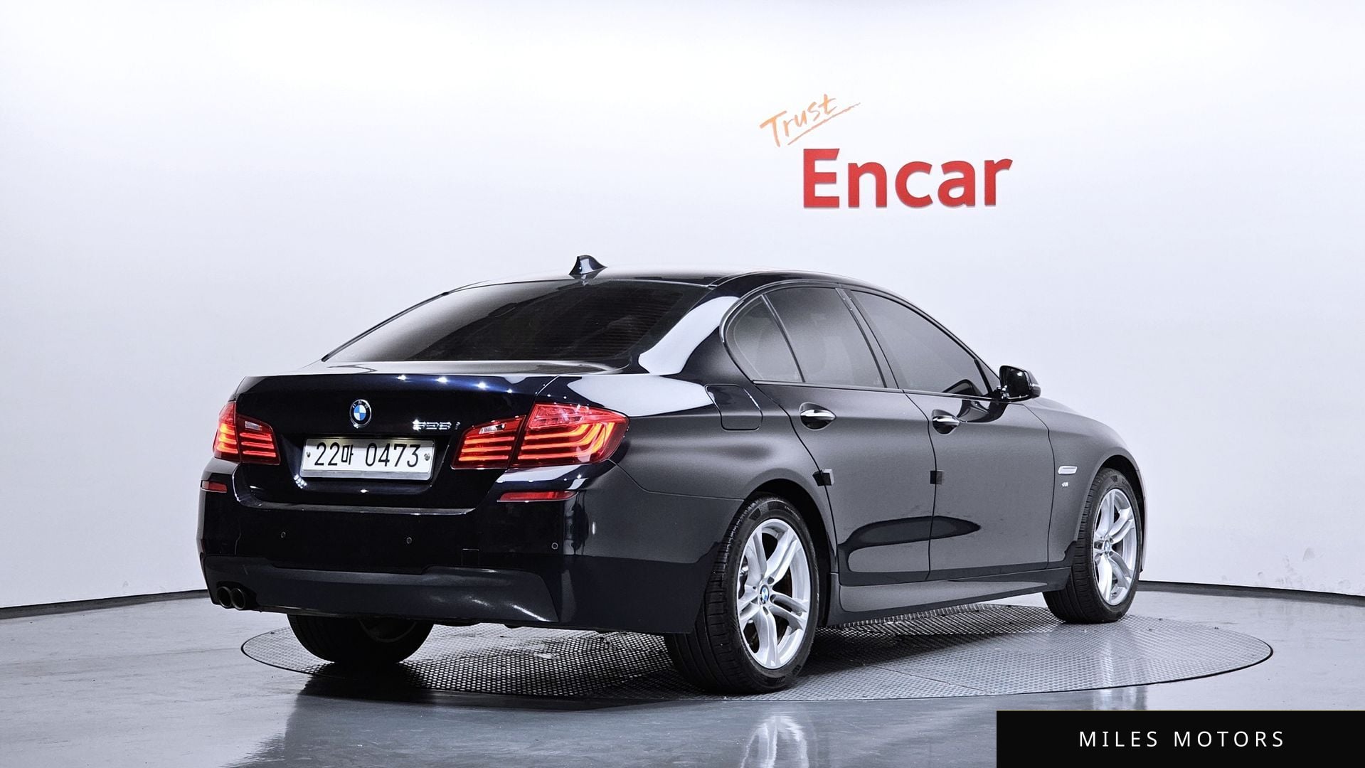 BMW 5 Series (F10) 2016 — миниатюра 2