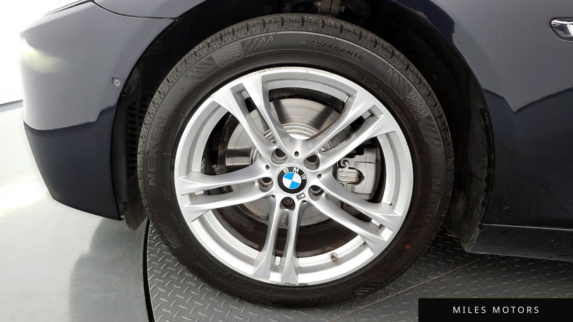BMW 5 Series (F10) 2016 — миниатюра 5