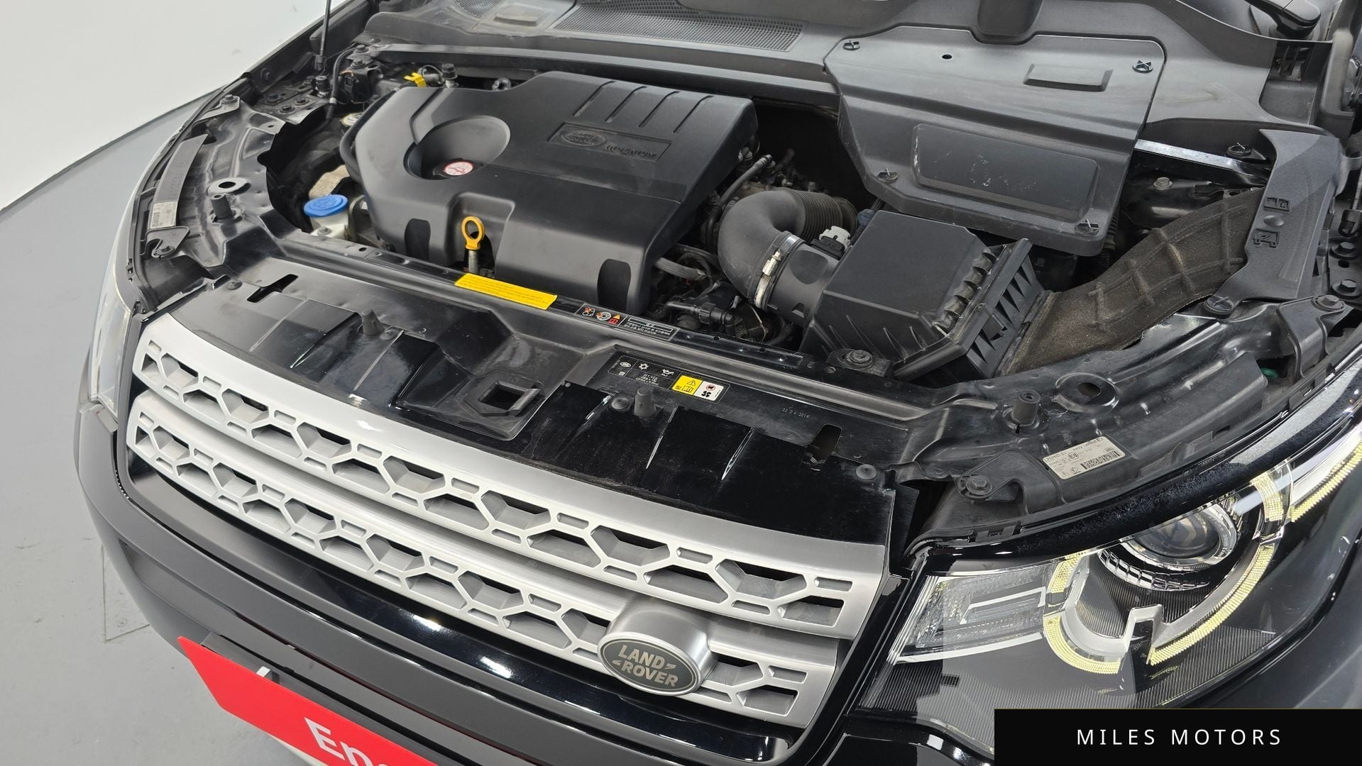 Land Rover Discovery Sport 2016 — миниатюра 6