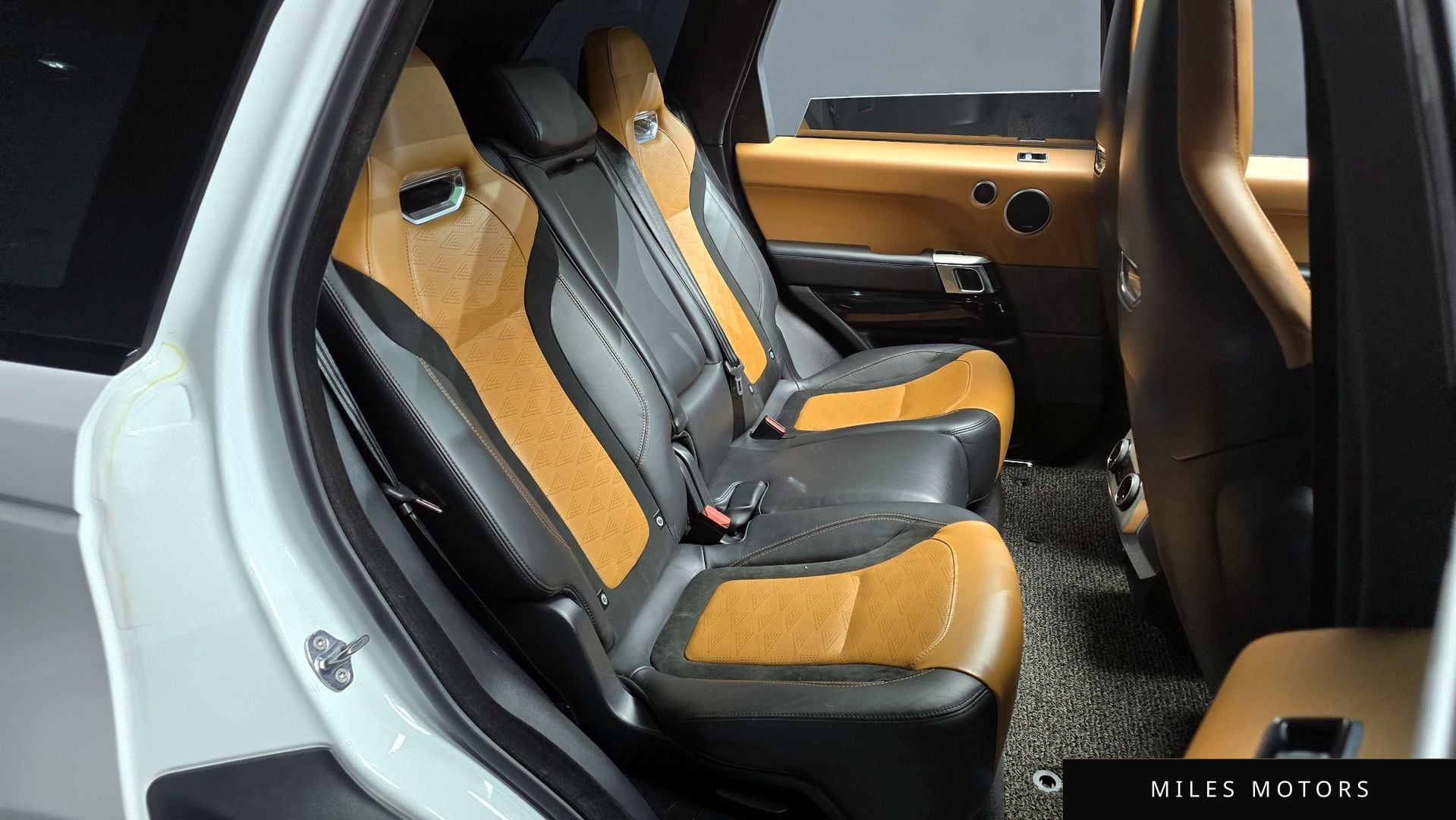 Land Rover Range Rover Sport 2018 — миниатюра 11