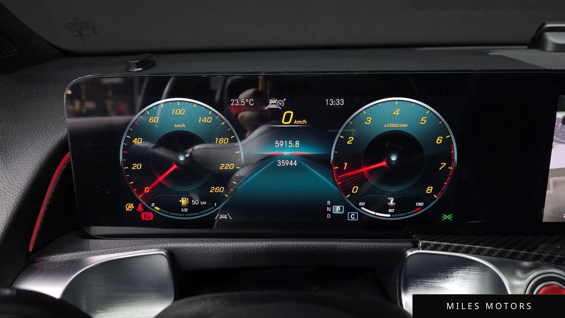 Mercedes-Benz GLB-Class X247 2021 — миниатюра 11