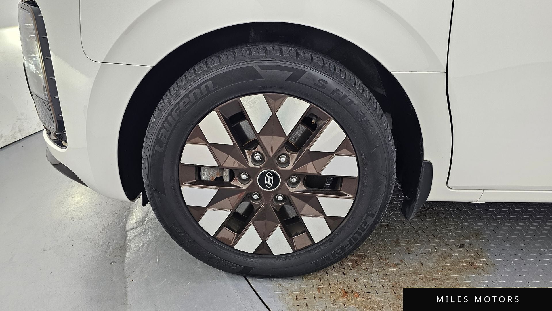 Hyundai Staria 2024 — миниатюра 5