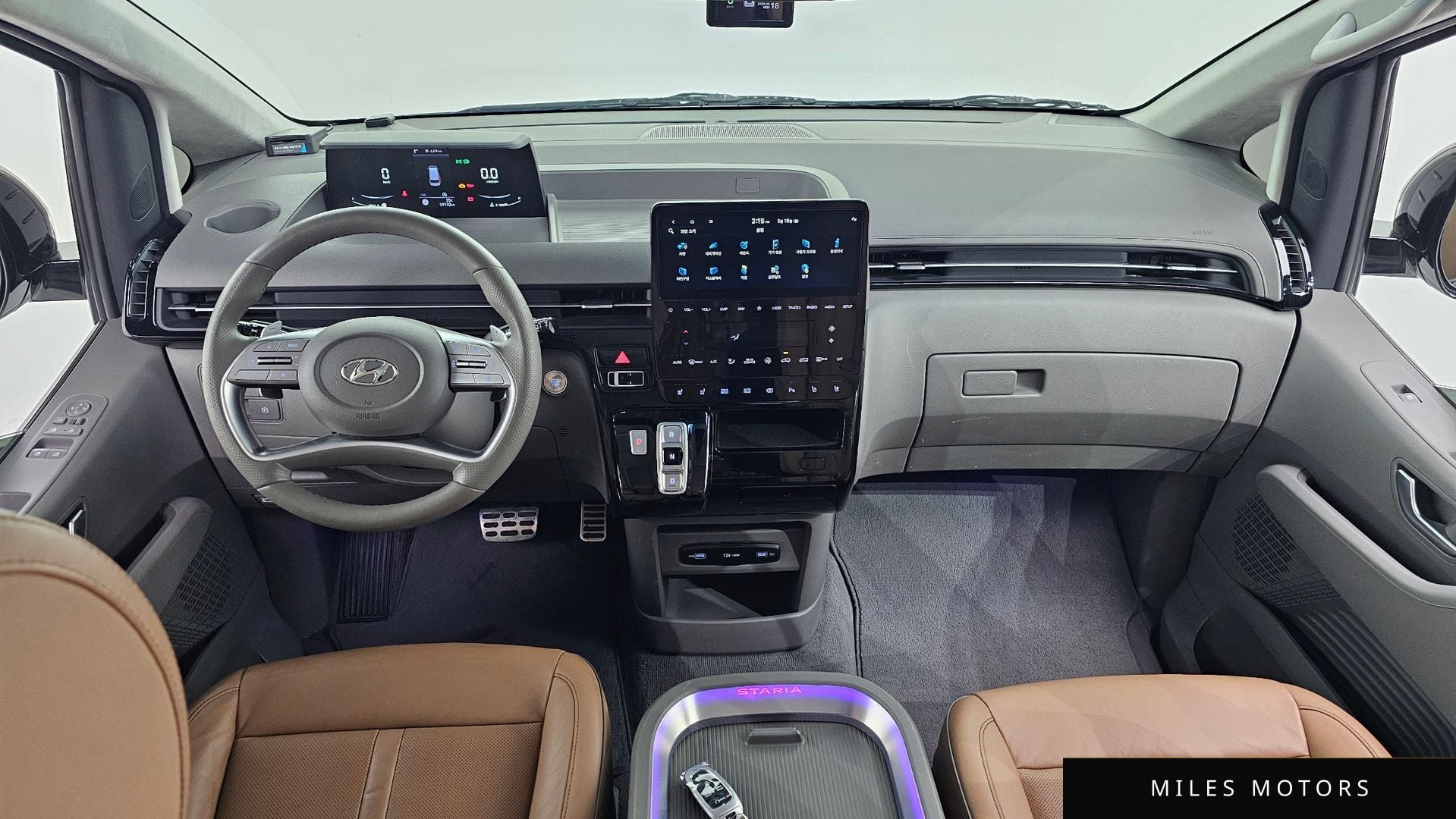 Hyundai Staria 2024 — миниатюра 10