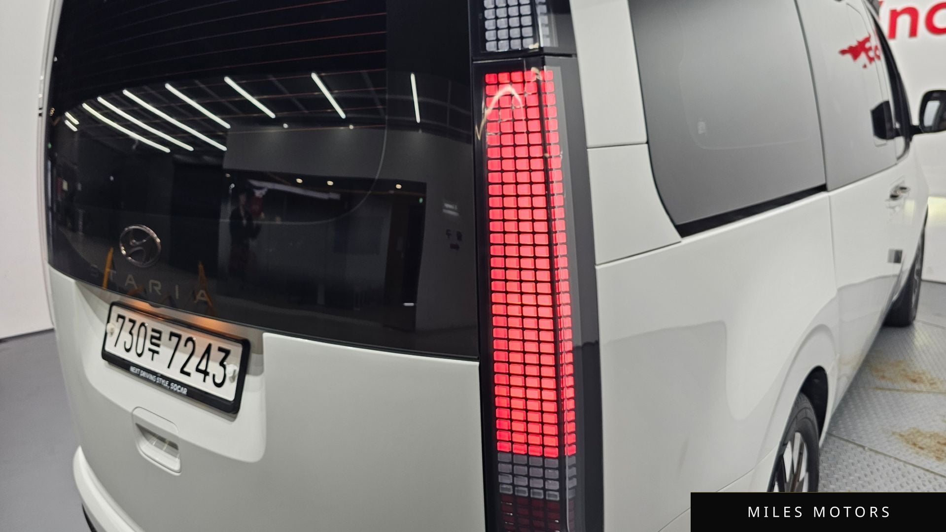 Hyundai Staria 2024 — миниатюра 9