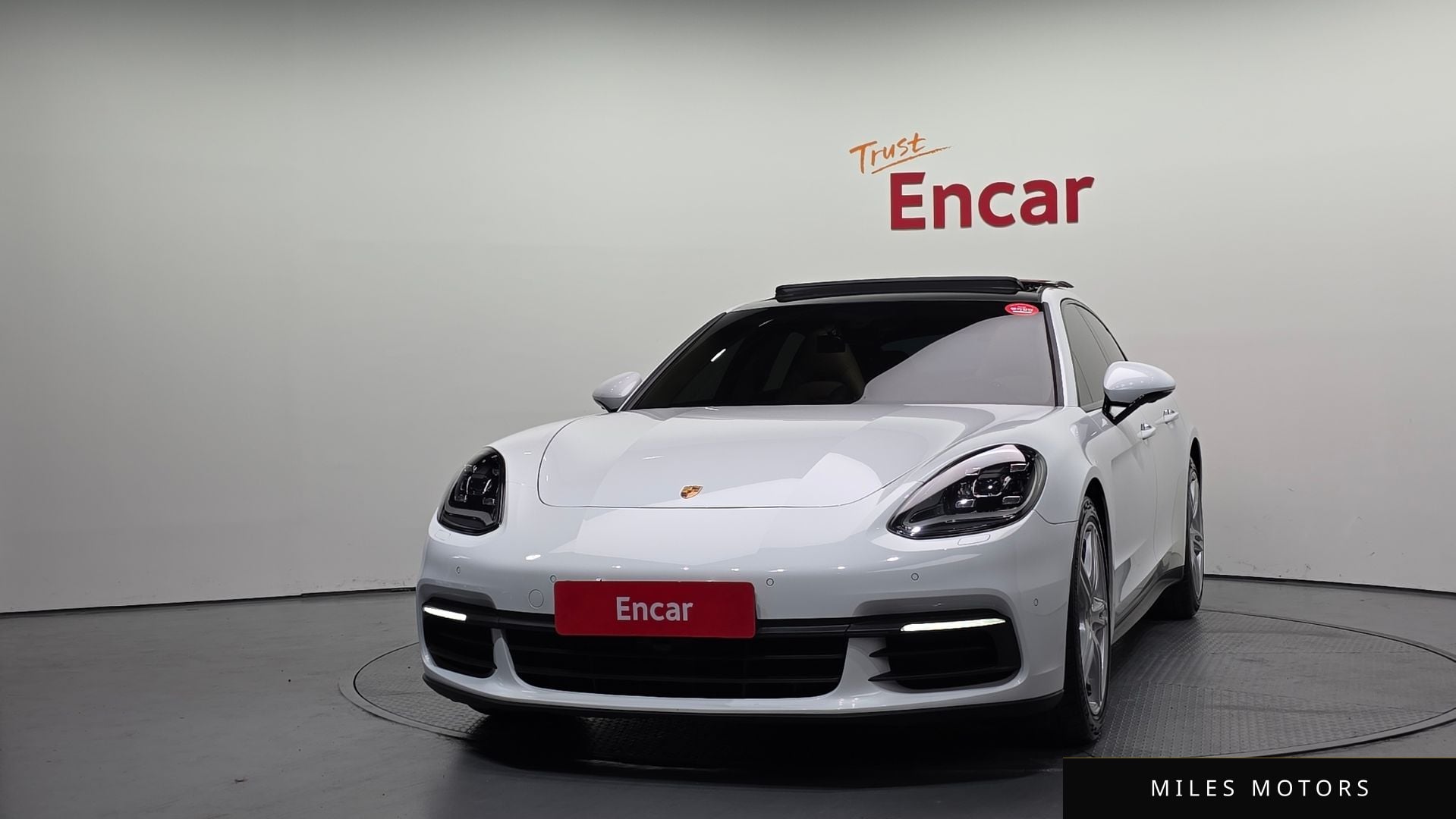Porsche Panamera 2019 — миниатюра 3
