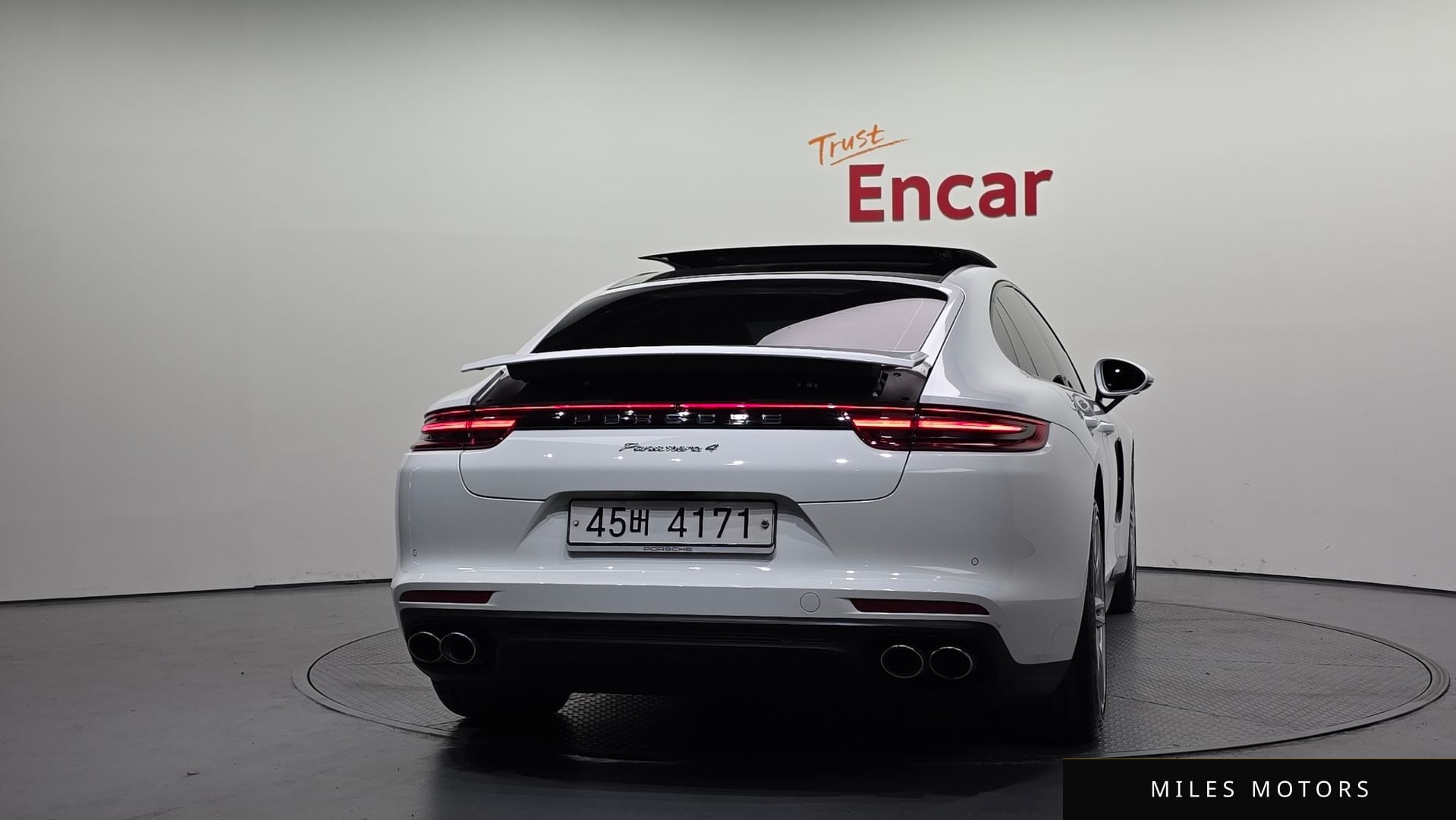 Porsche Panamera 2019 — миниатюра 4