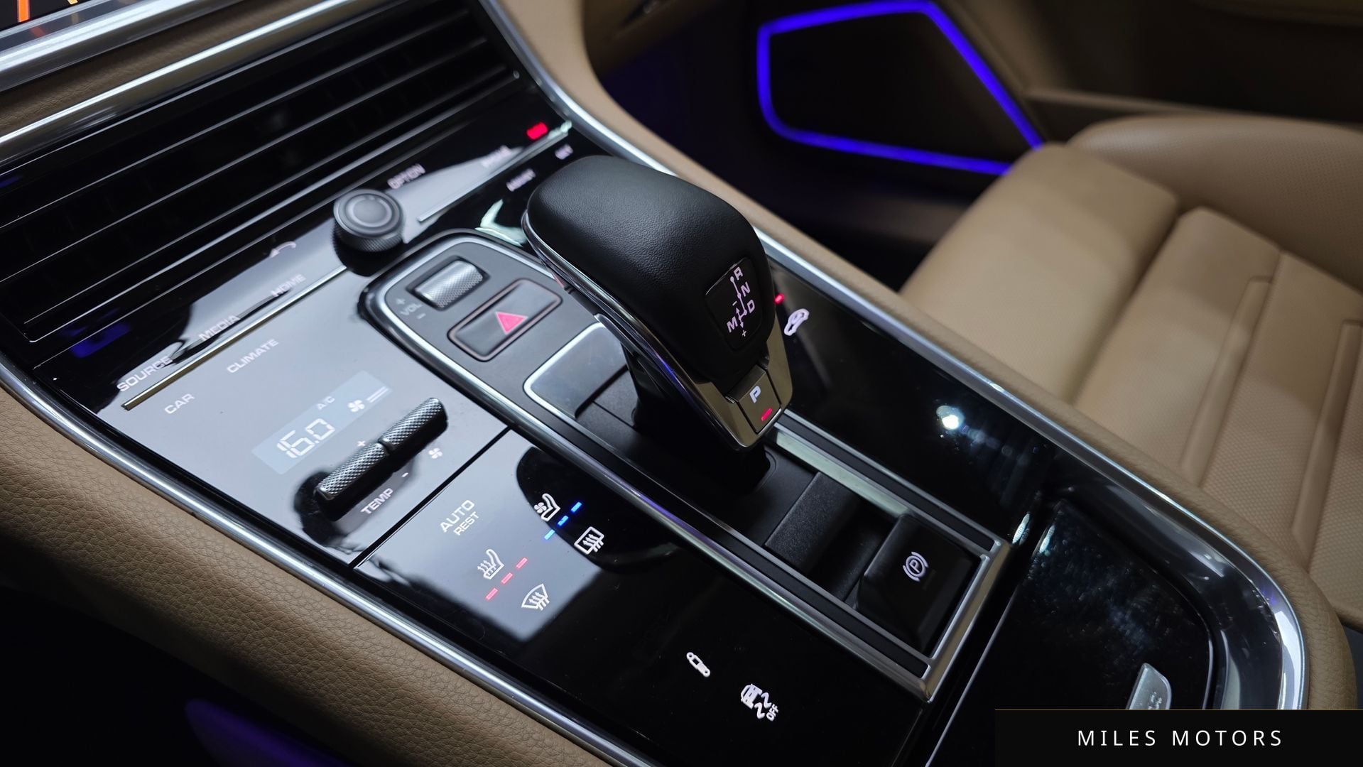 Porsche Panamera 2019 — миниатюра 9