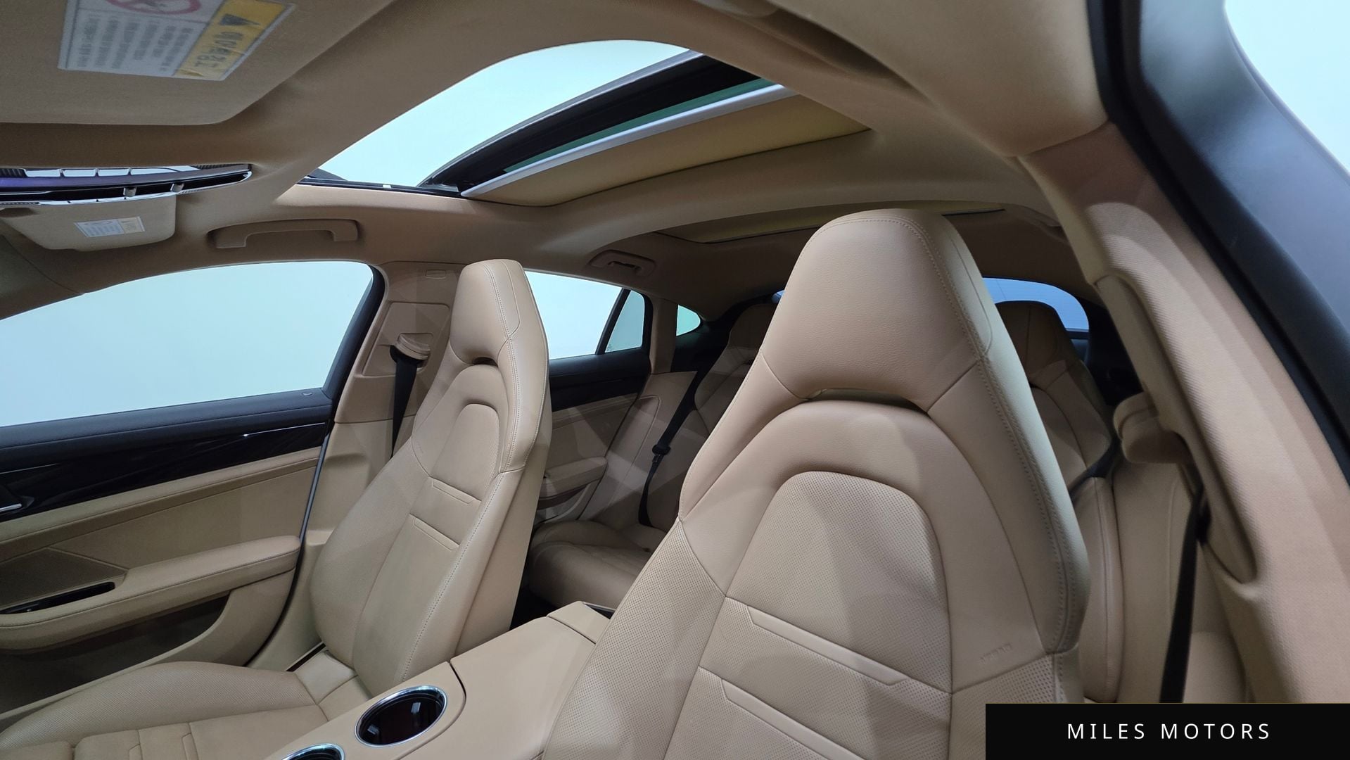 Porsche Panamera 2019 — миниатюра 12
