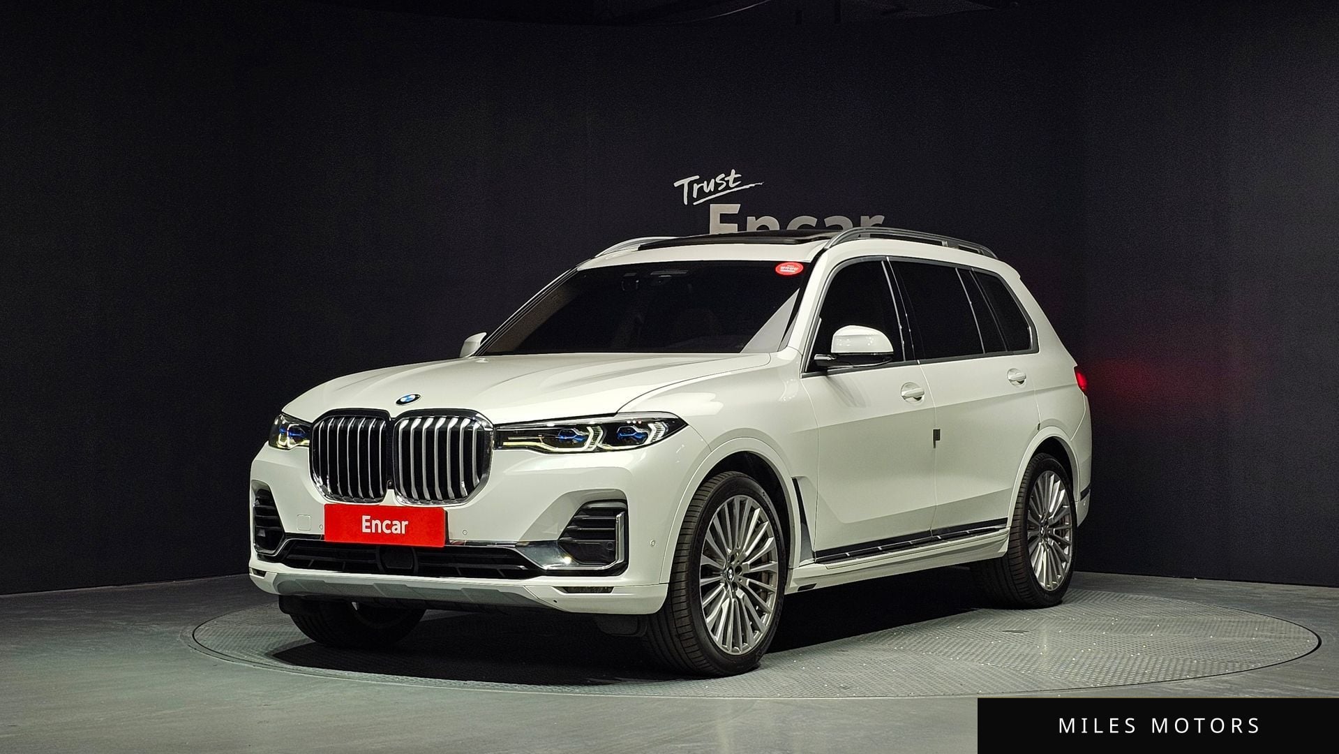 BMW X7 (G07) 2022 — фото 1 из 12