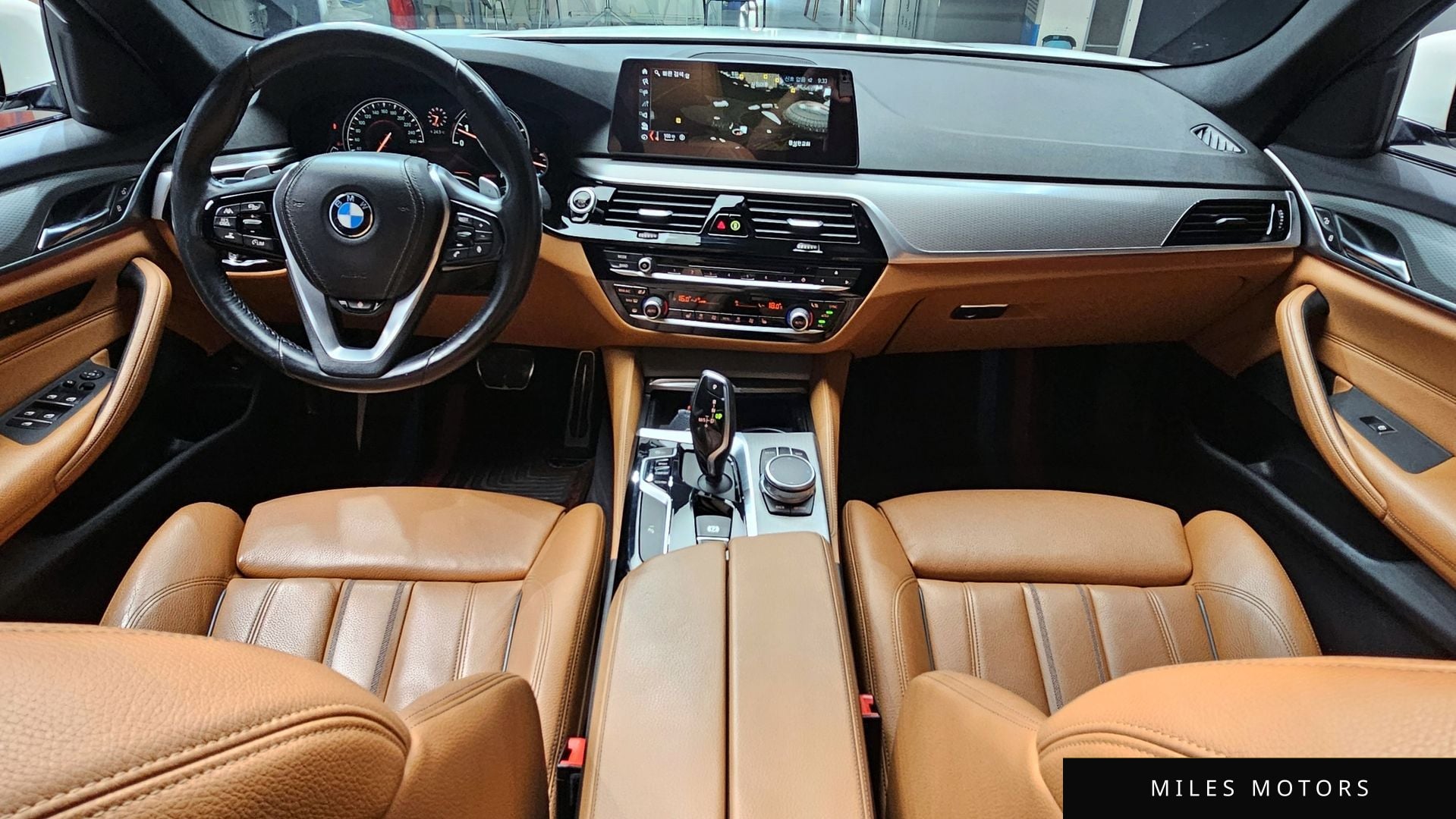BMW 5 Series (G30) 2017 — миниатюра 7