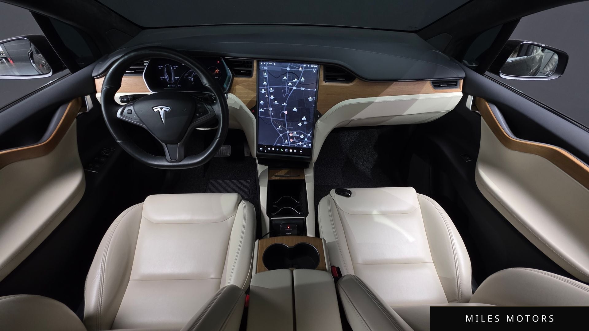 Tesla Model X 2020 — миниатюра 7
