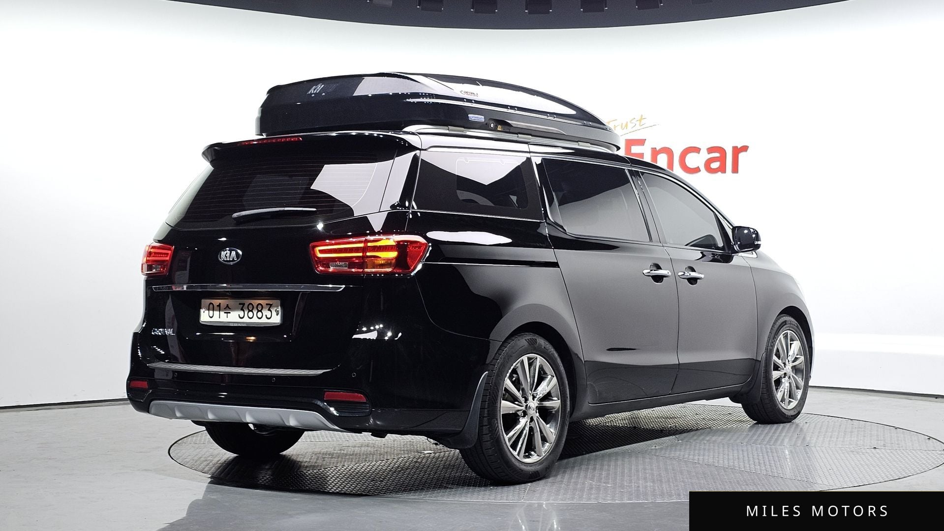 Kia Canival 2019 — миниатюра 2