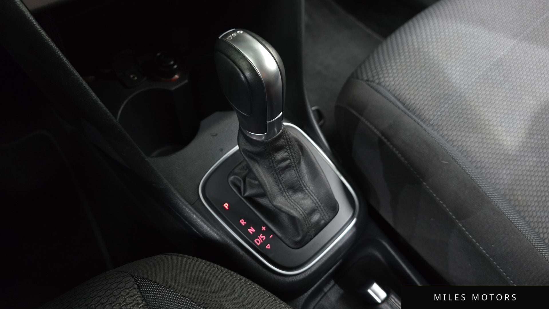 Volkswagen Polo 2015 — миниатюра 9