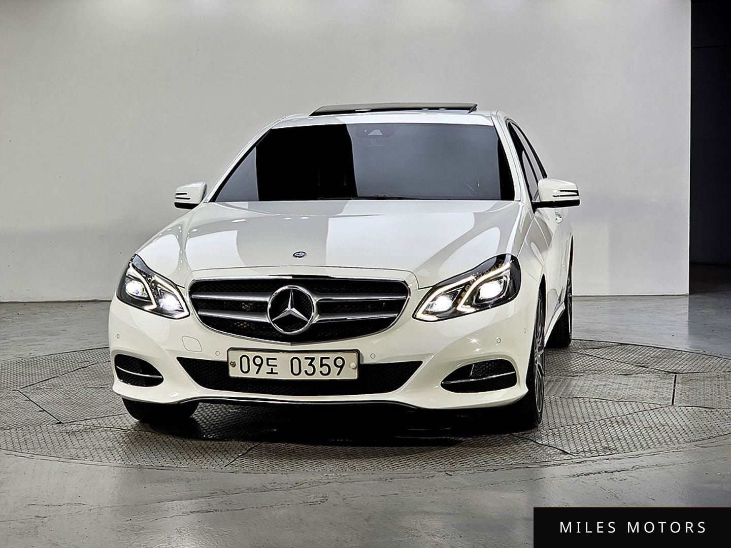 Mercedes-Benz E-Class W212 2016 — миниатюра 2