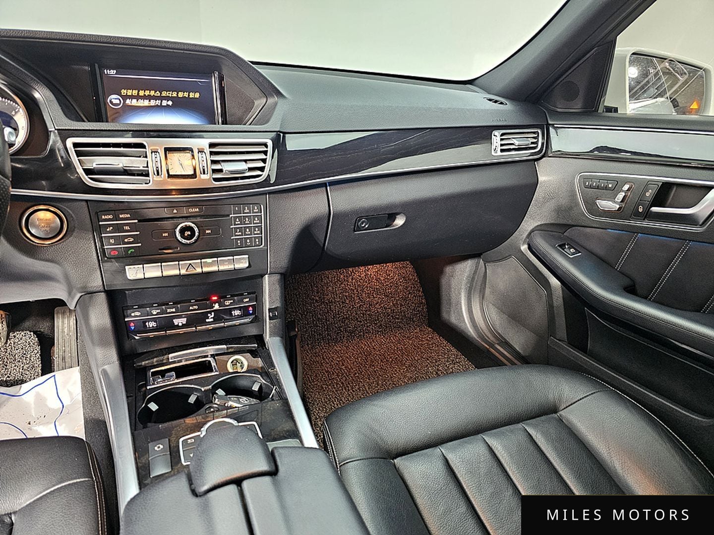 Mercedes-Benz E-Class W212 2016 — миниатюра 10