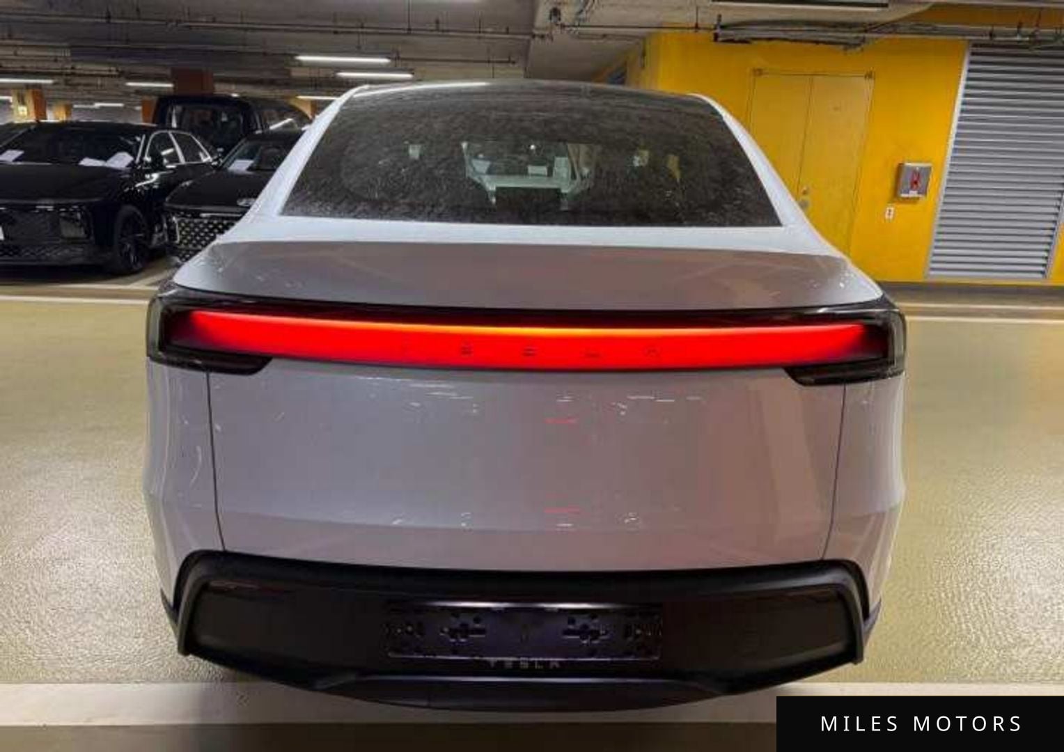 Tesla Model Y 2026 — миниатюра 3