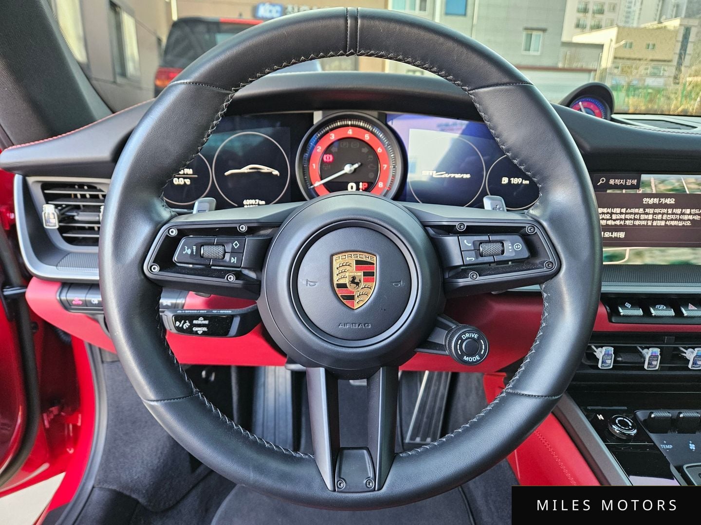 Porsche 911 (992) 2023 — миниатюра 12