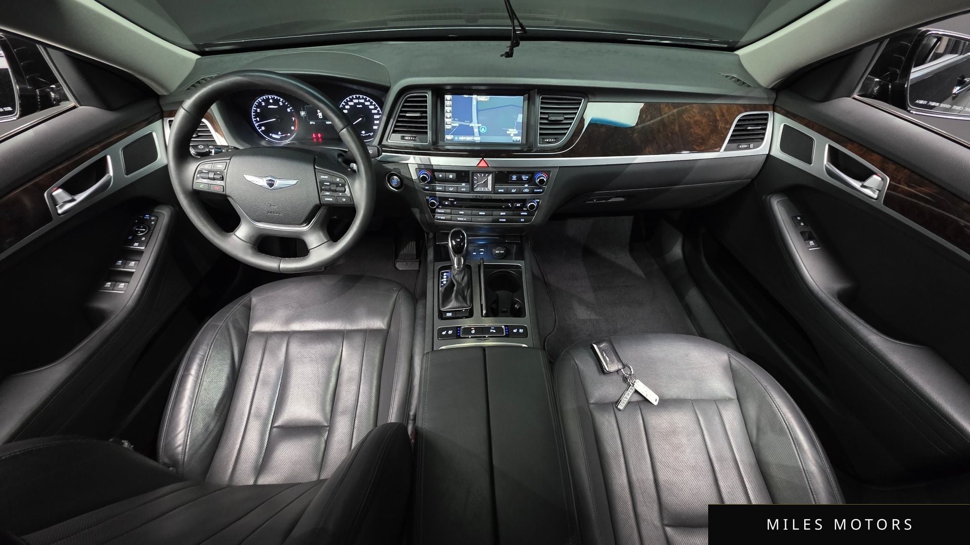 Hyundai Genesis 2014 — миниатюра 10