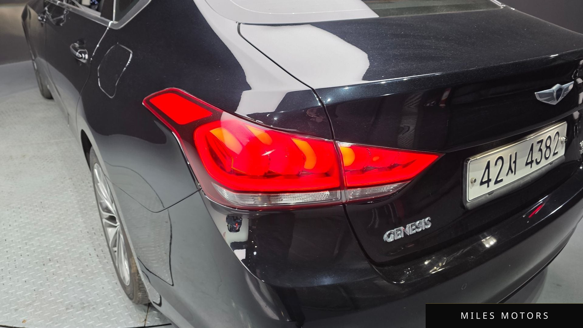 Hyundai Genesis 2014 — миниатюра 9
