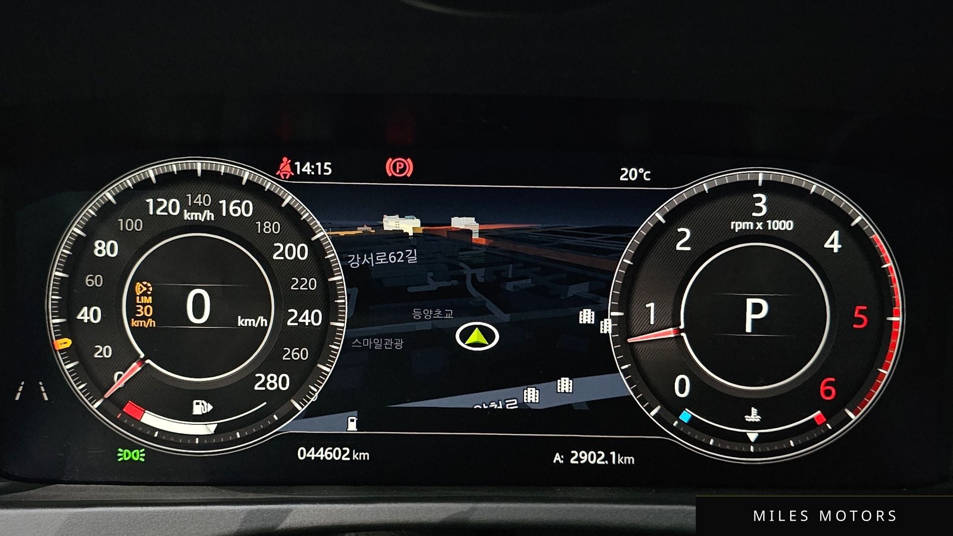 Jaguar F-PACE 2019 — миниатюра 10