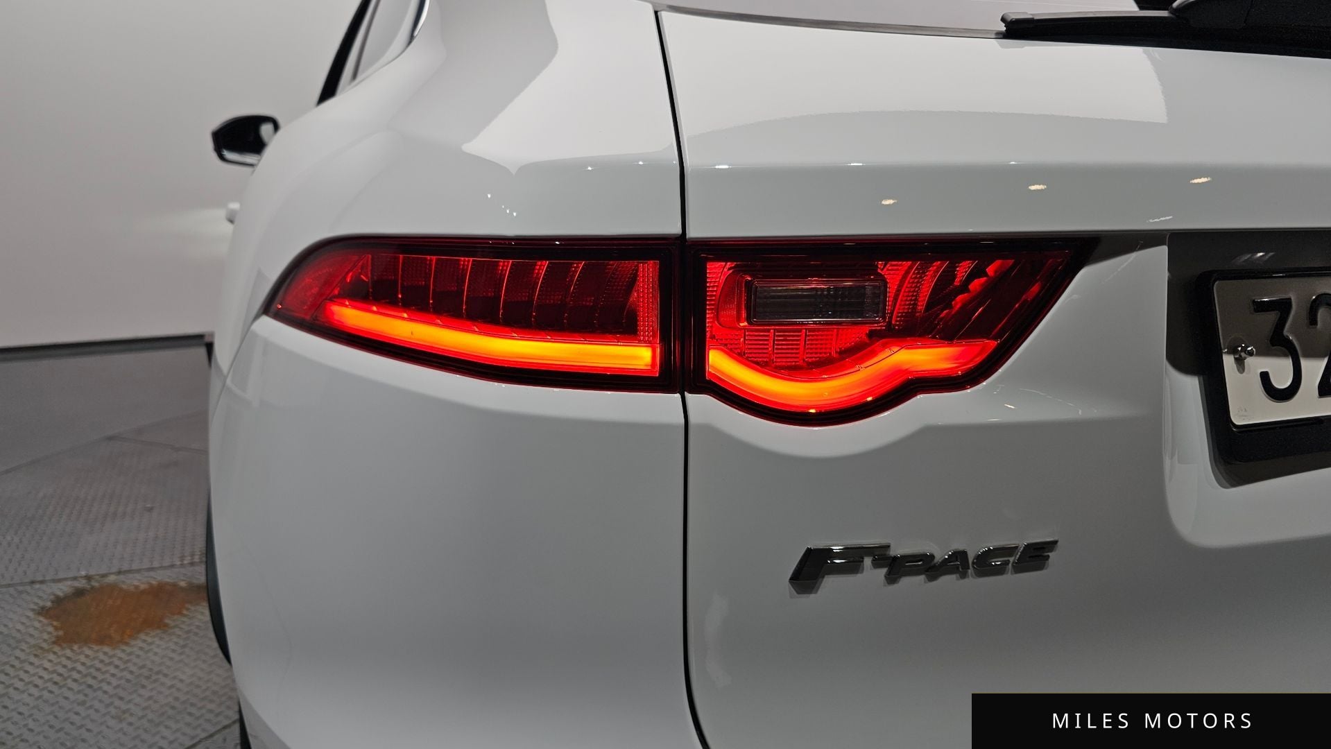 Jaguar F-PACE 2019 — миниатюра 8